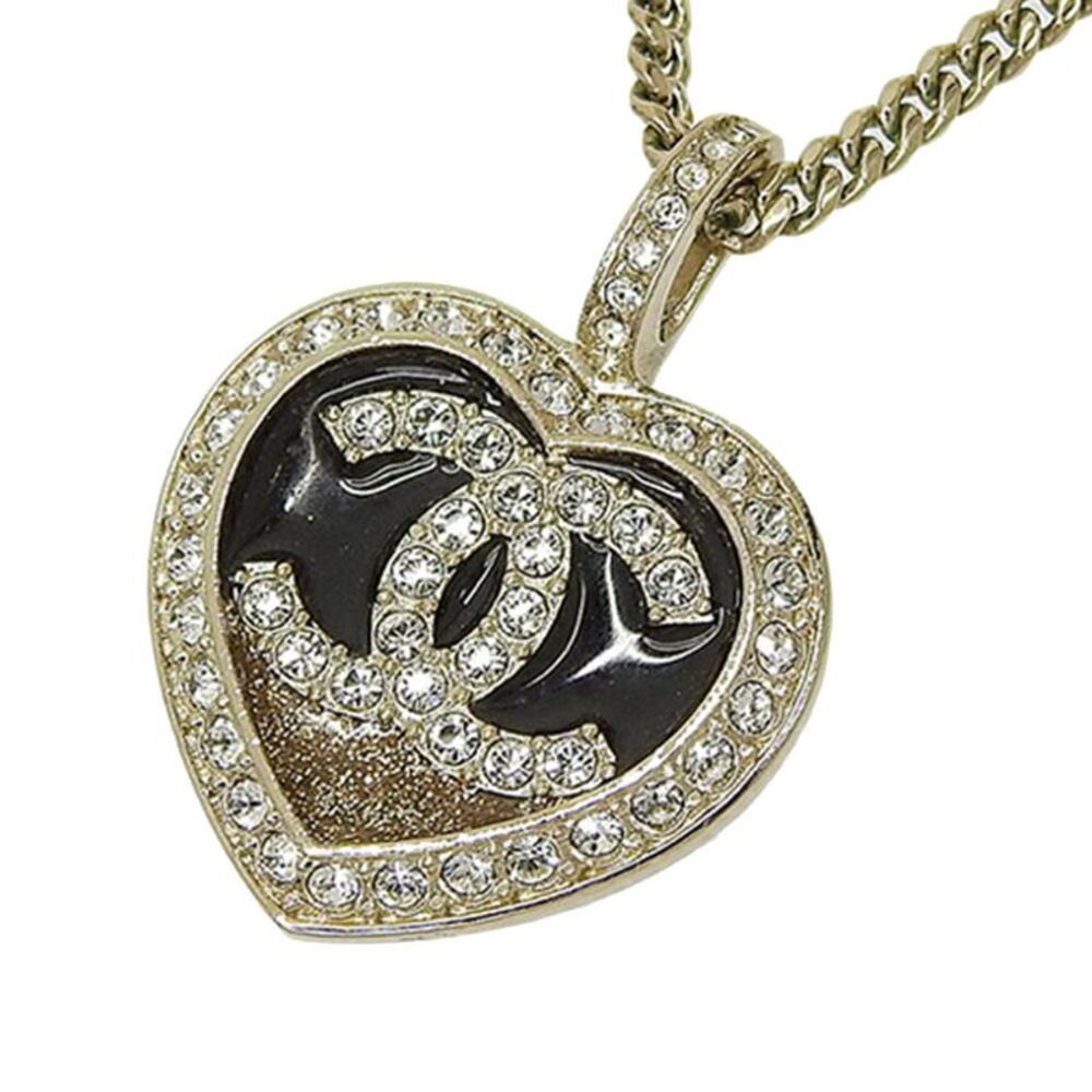 Pre Loved chanel Women Gold Necklaces - Picture 3 of 7